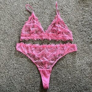 Lace triangle bralette & thong panty set in size XL